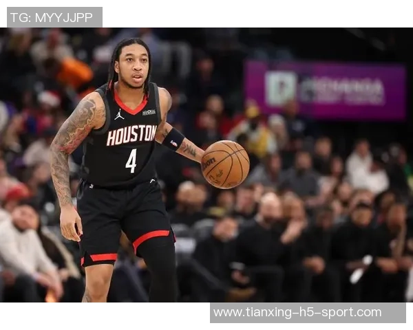 西塞期待与浓眉共同训练认为与他合作能显著提升篮球技能